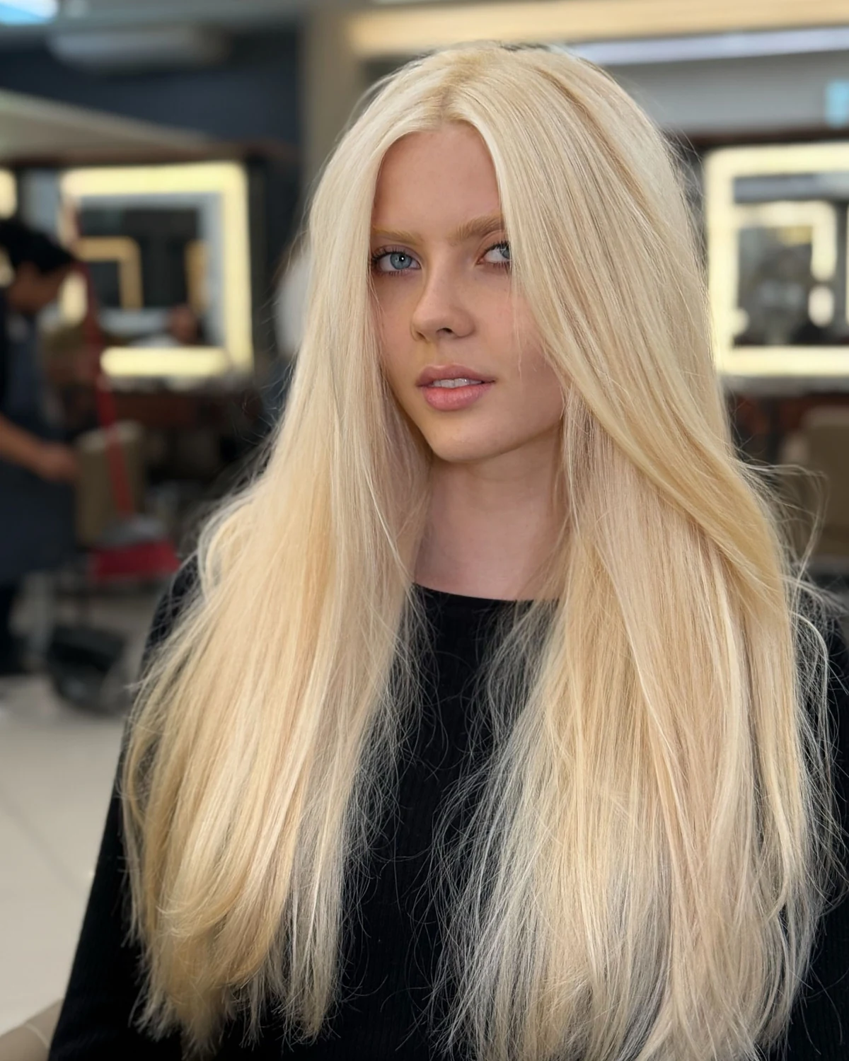 Loiro claro em cabelo longo