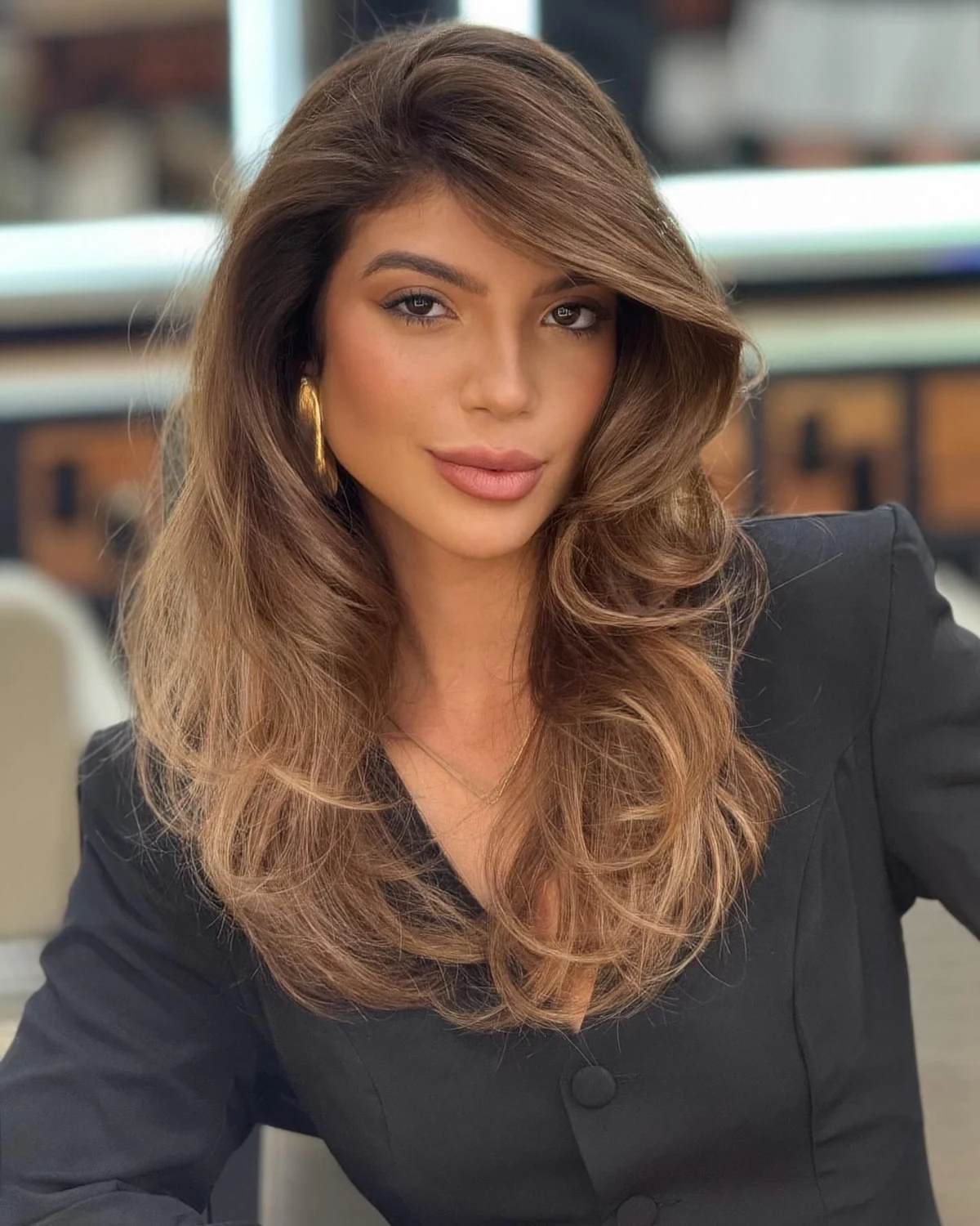 Mechas em cabelo castanho