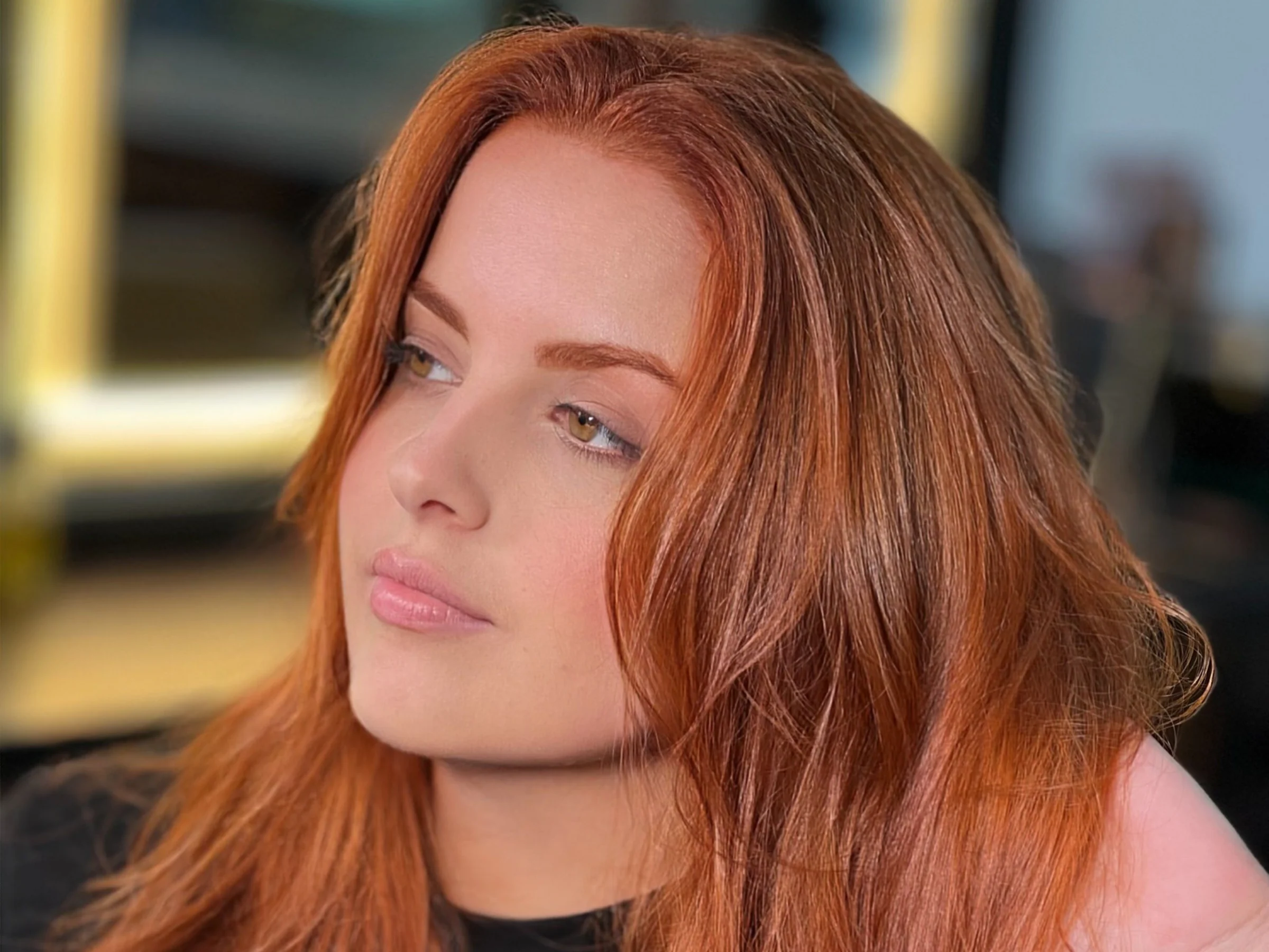 Coloração ruiva vibrante finalizada no IT Salão